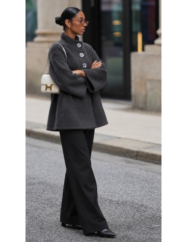 Veste Cape Femme Noir Anthracite à Gros Boutons | ModeetMastour